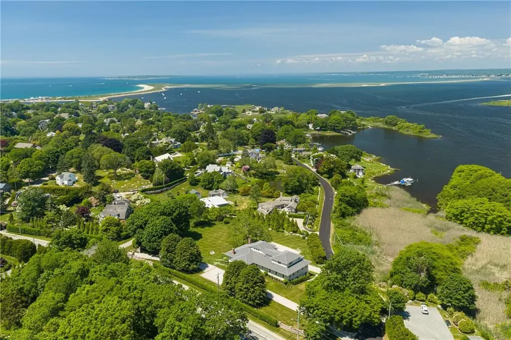 4 Foster Cove Road Westerly RI 02891