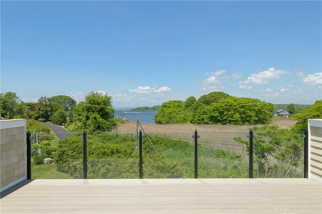 4 Foster Cove Road Westerly RI 02891