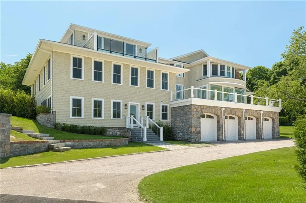 4 Foster Cove Road Westerly RI 02891