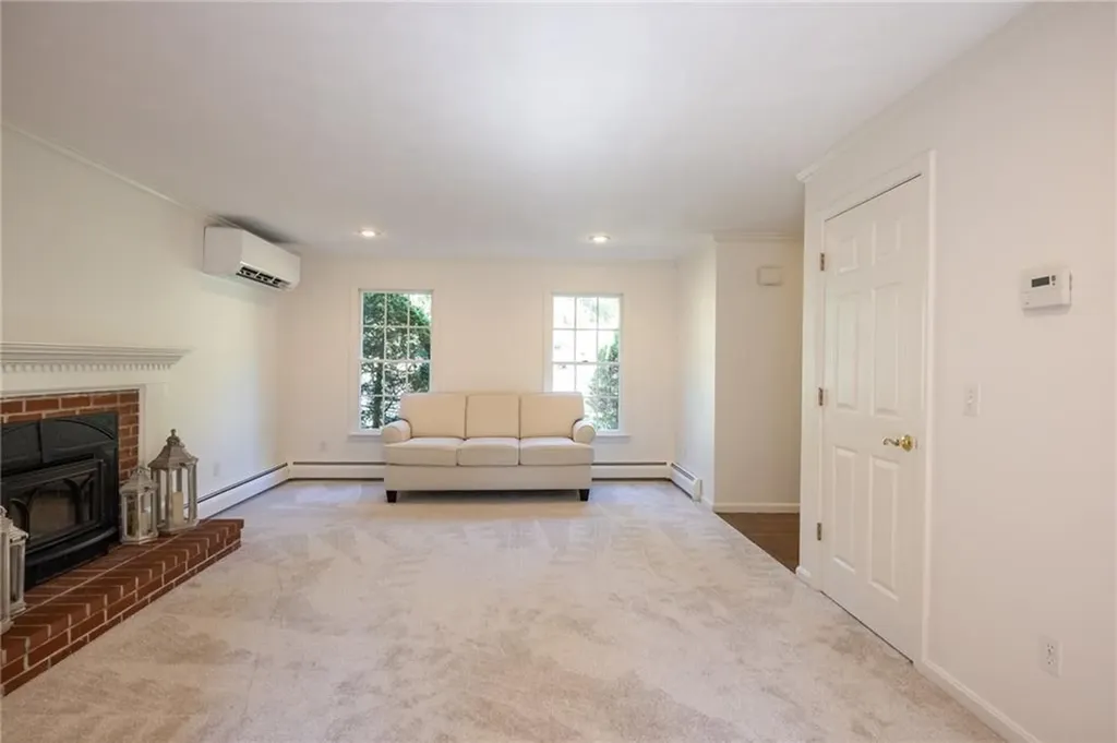 3 Stony Lane Smithfield RI 02917