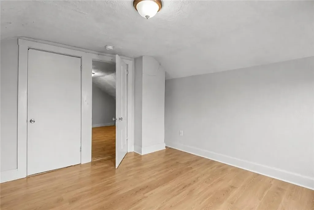 15 16 Judith Street Providence RI 02909
