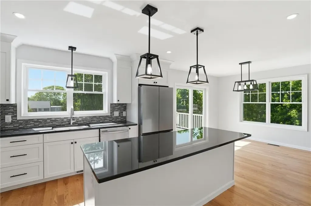 6 Teresa Ann Crossing West Warwick RI 02893