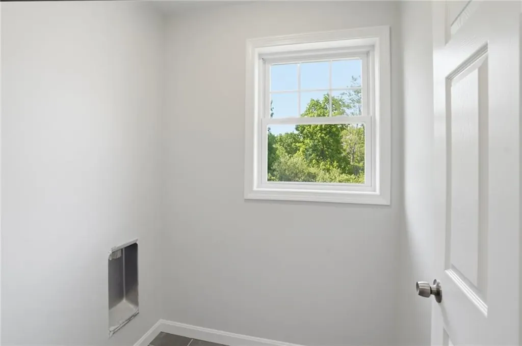 6 Teresa Ann Crossing West Warwick RI 02893