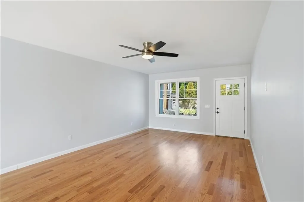 4 Teresa Ann Crossing West Warwick RI 02893