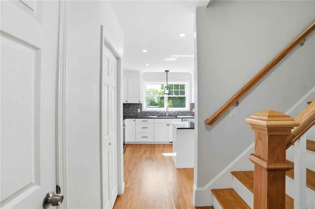 4 Teresa Ann Crossing West Warwick RI 02893