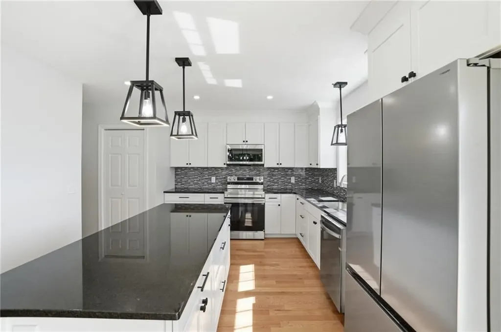 4 Teresa Ann Crossing West Warwick RI 02893