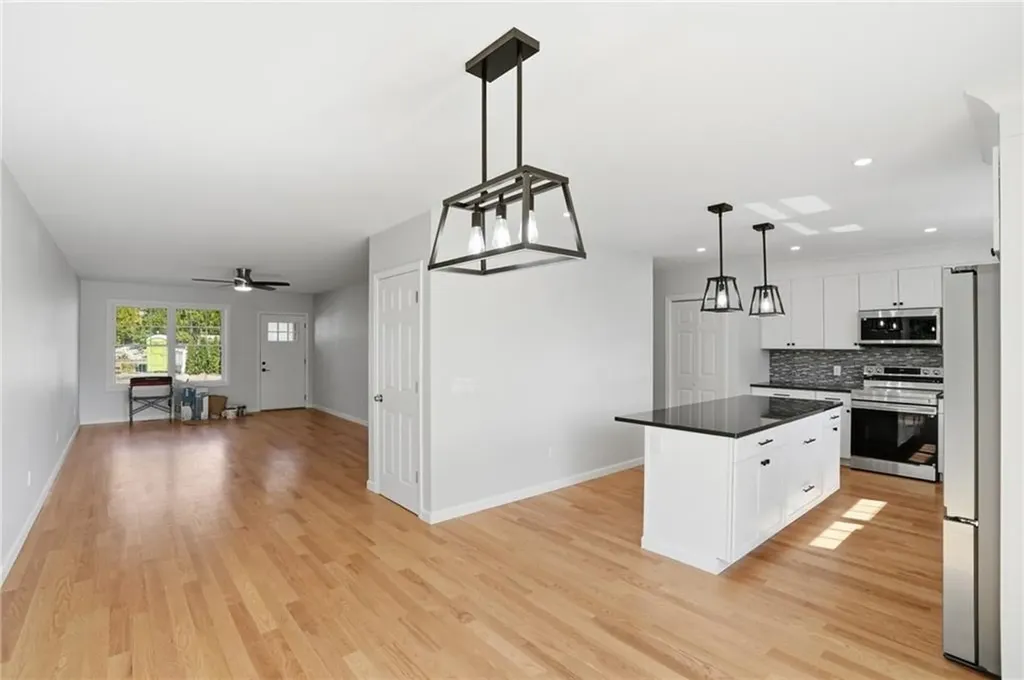 4 Teresa Ann Crossing West Warwick RI 02893