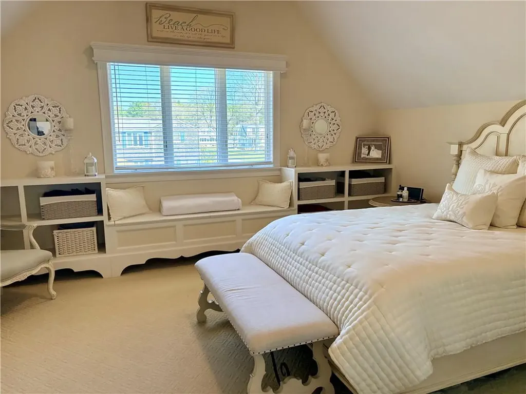 139 Hemlock Avenue Warwick RI 02886