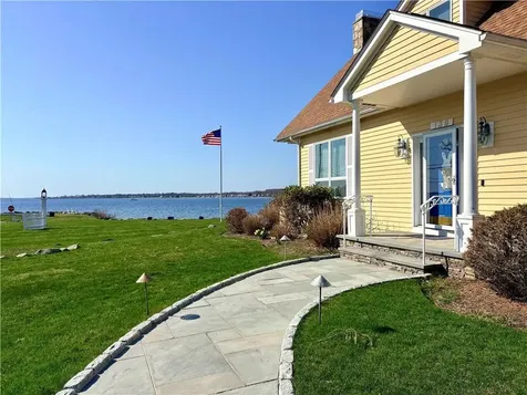 139 Hemlock Avenue Warwick RI 02886