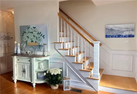 139 Hemlock Avenue Warwick RI 02886