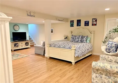139 Hemlock Avenue Warwick RI 02886