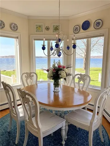 139 Hemlock Avenue Warwick RI 02886