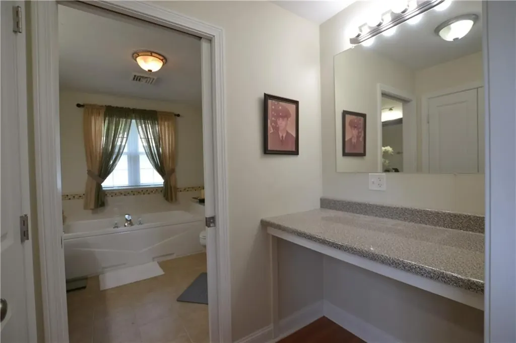 517 Pleasant Street Pawtucket RI 02860