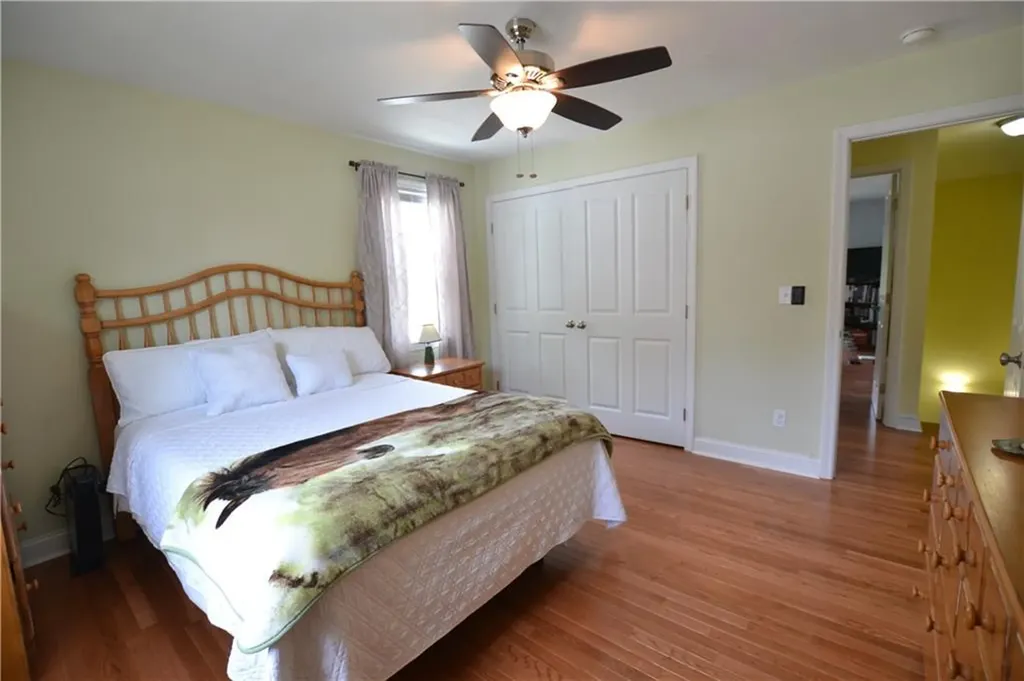 517 Pleasant Street Pawtucket RI 02860