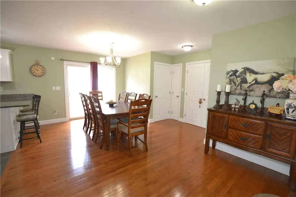 517 Pleasant Street Pawtucket RI 02860