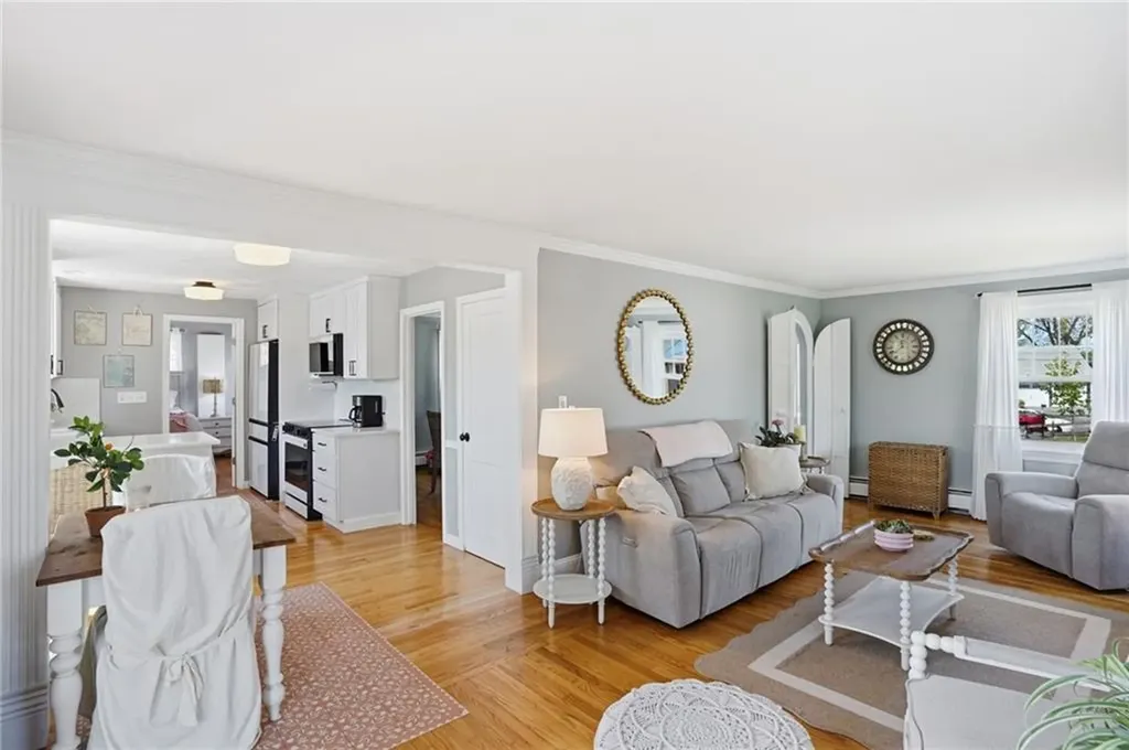 31 Beverly Circle Smithfield RI 02828