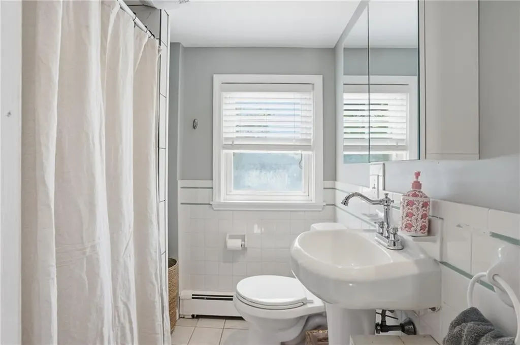 31 Beverly Circle Smithfield RI 02828