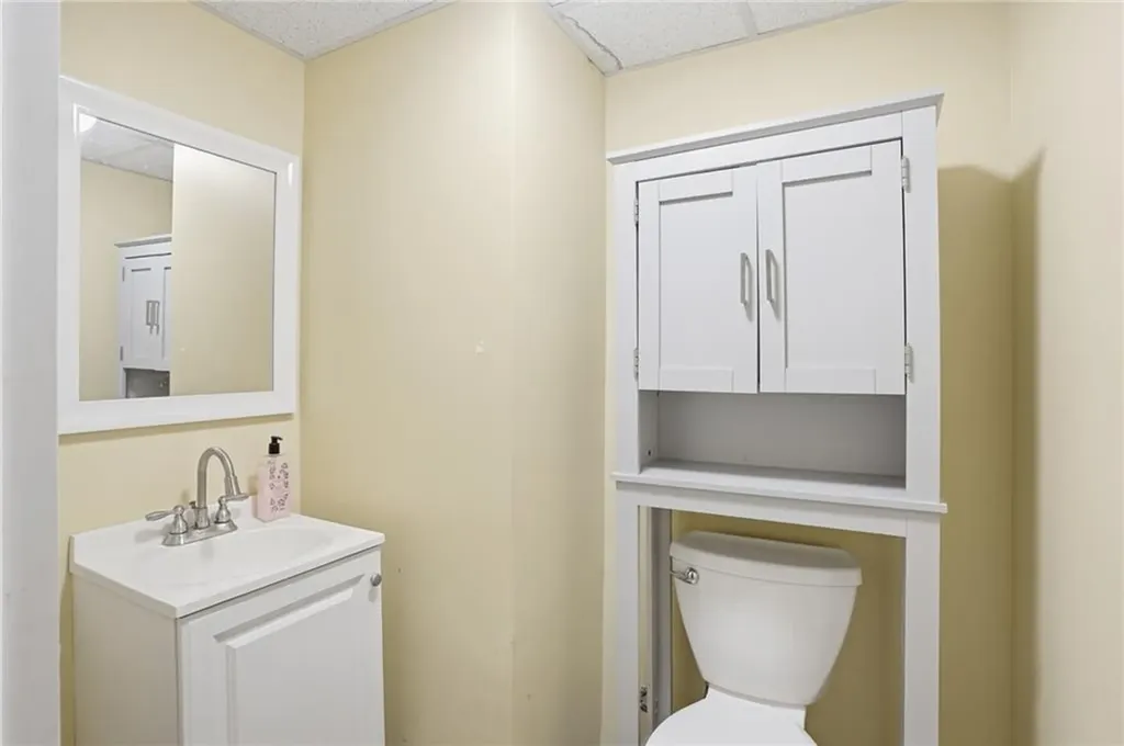 31 Beverly Circle Smithfield RI 02828