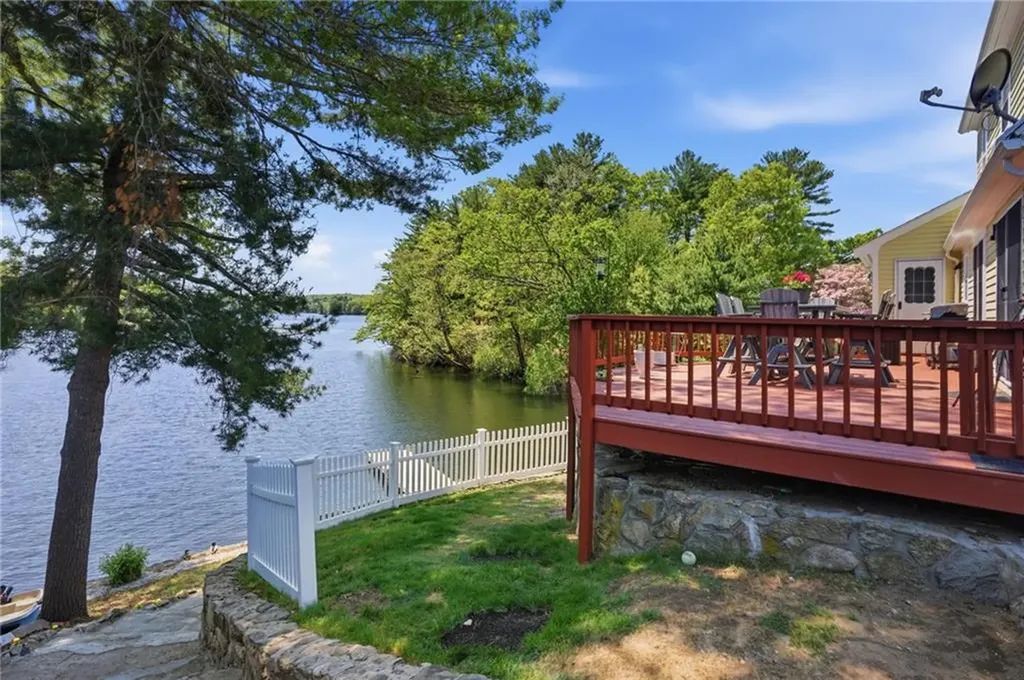 31 Beverly Circle Smithfield RI 02828
