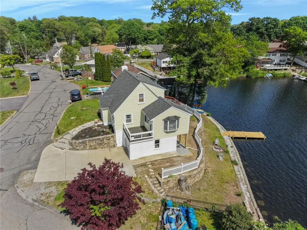 31 Beverly Circle Smithfield RI 02828