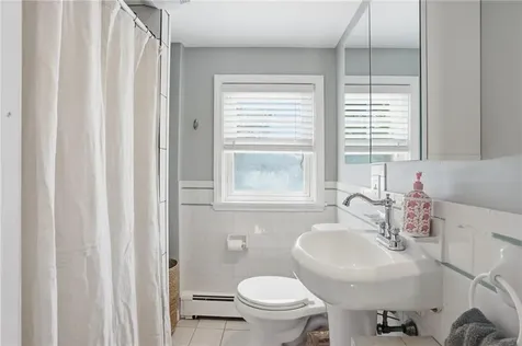 31 Beverly Circle Smithfield RI 02828