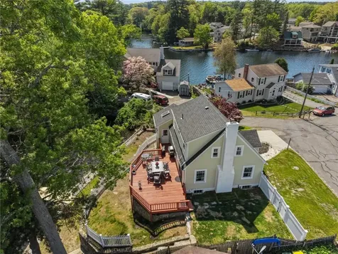 31 Beverly Circle Smithfield RI 02828