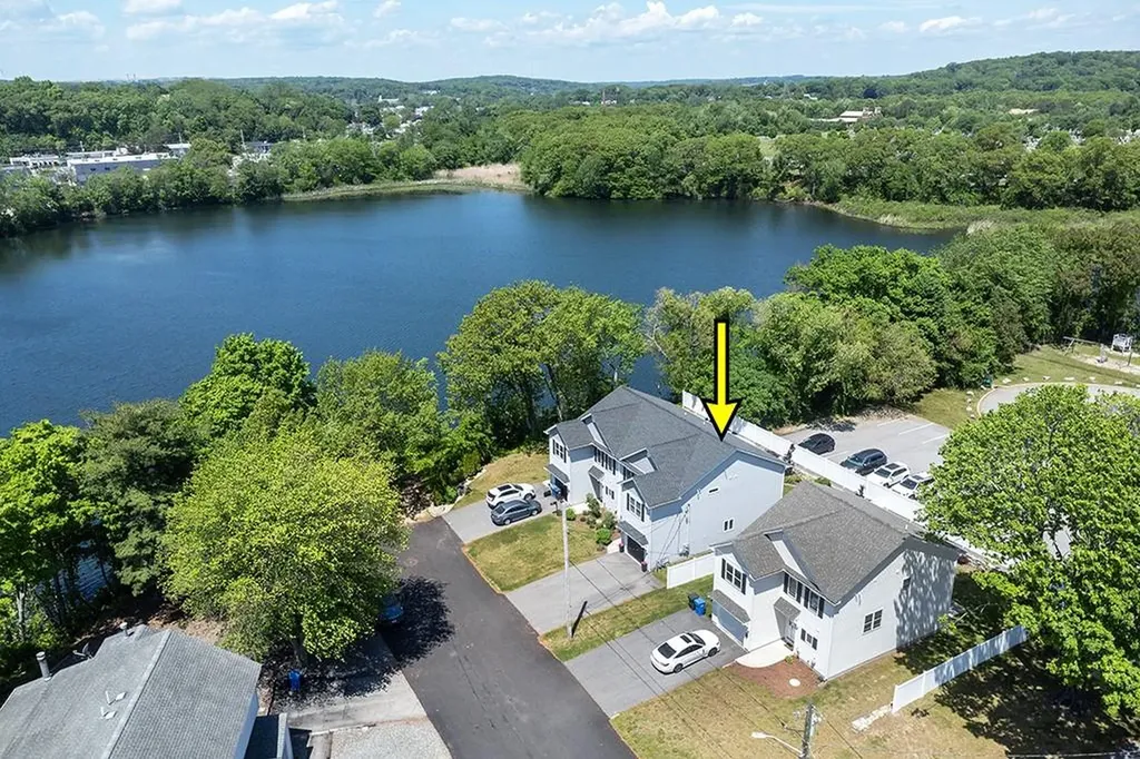 81 Batcheller Avenue Cranston RI 02920
