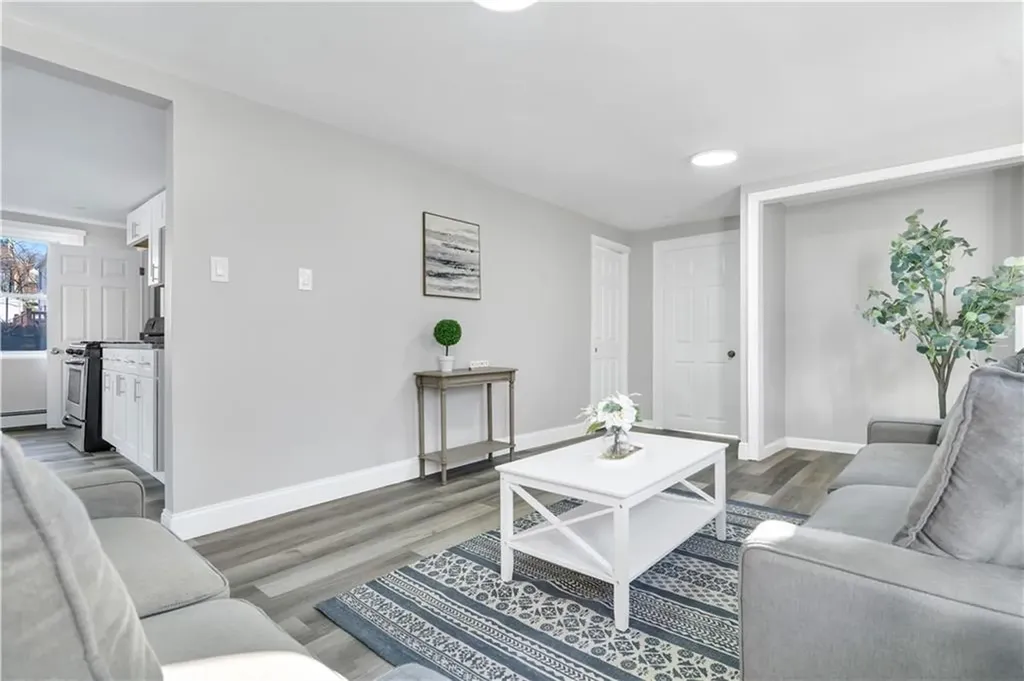 43 Jenkins Street Providence RI 02906