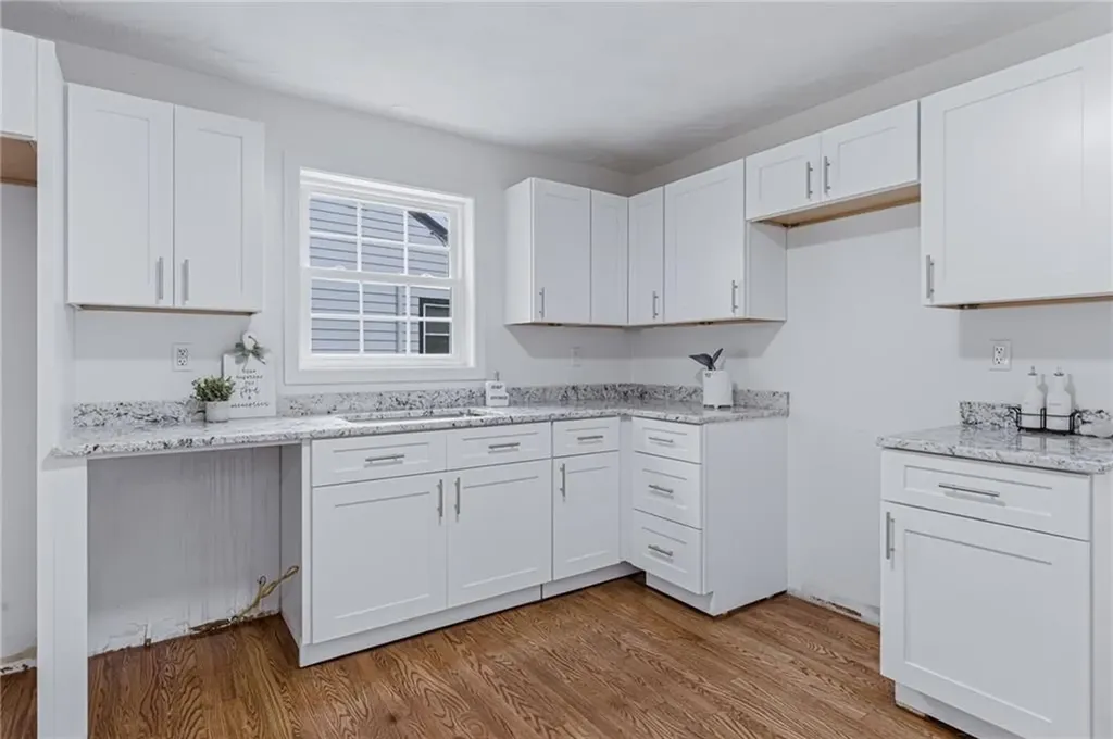 8 Angela Court North Providence RI 02904