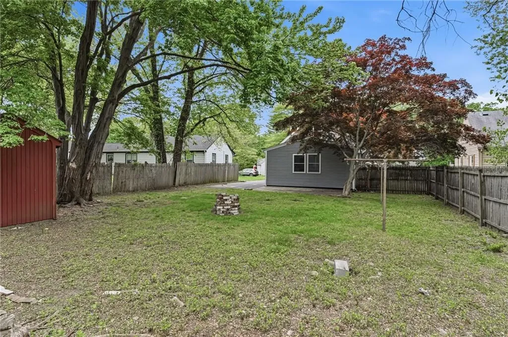8 Angela Court North Providence RI 02904