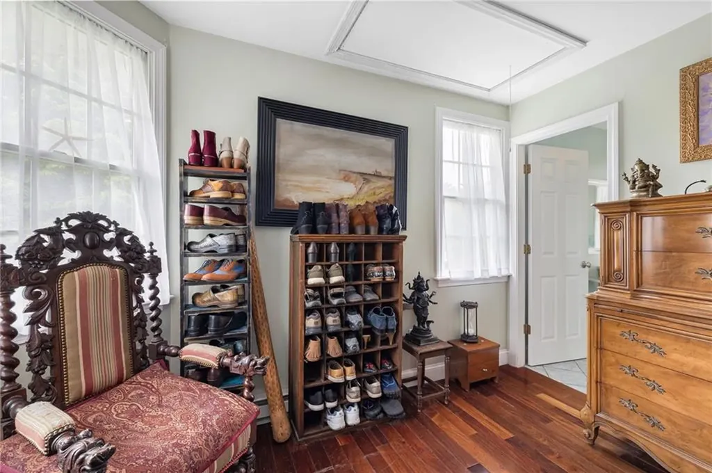 30 Madison Avenue Portsmouth RI 02872