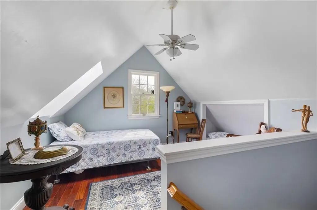 30 Madison Avenue Portsmouth RI 02872