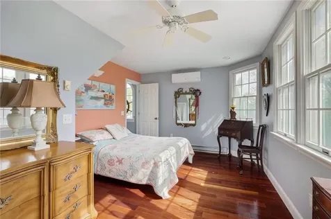 30 Madison Avenue Portsmouth RI 02872
