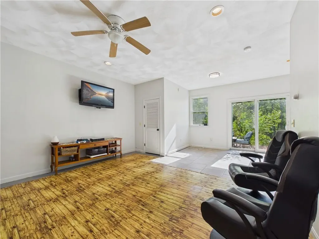 26 Vale Court West Greenwich RI 02817