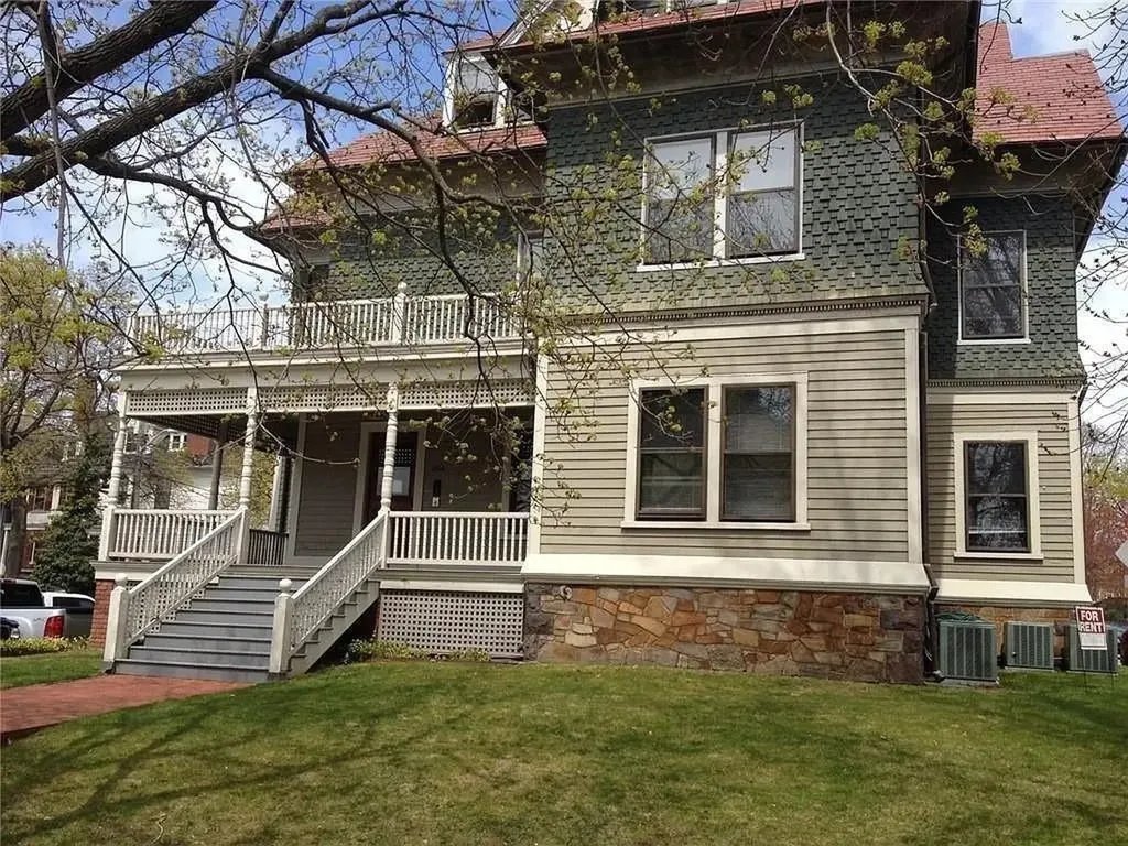 264 Bowen Street Providence RI 02906