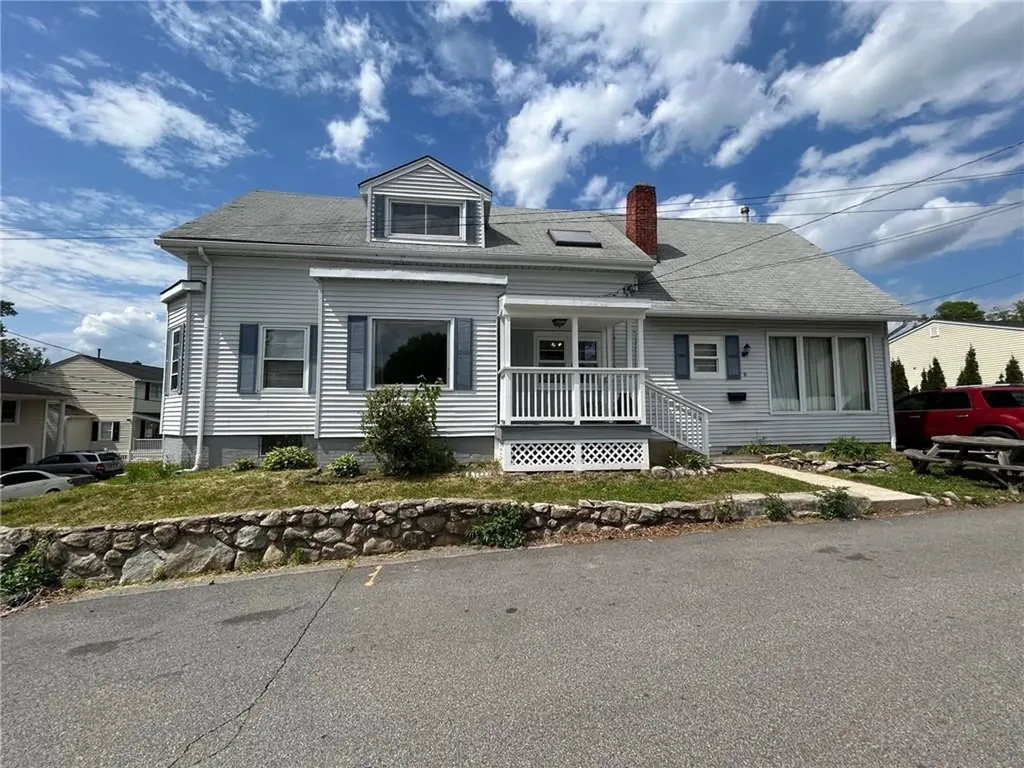9 Bye Street North Providence RI 02911