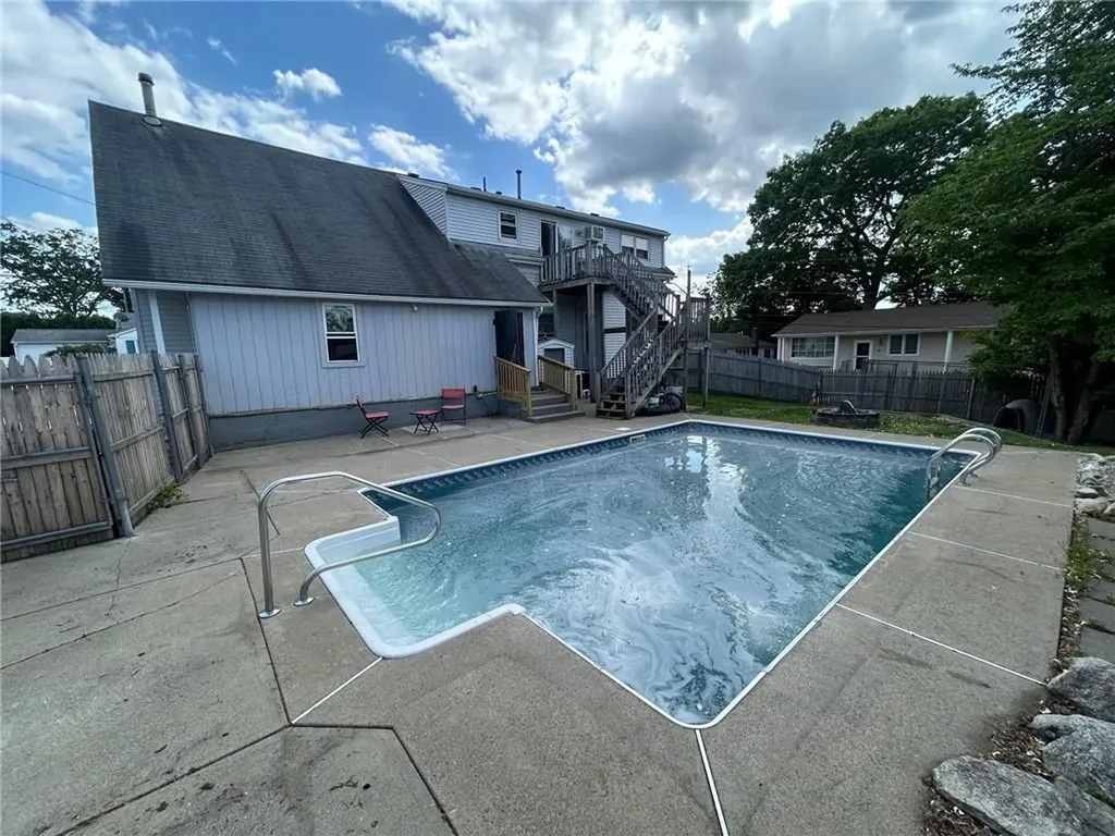 9 Bye Street North Providence RI 02911