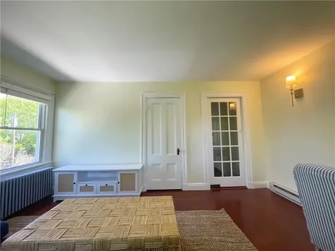 45 Woodlawn Avenue Bristol RI 02809