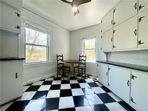45 Woodlawn Avenue Bristol RI 02809