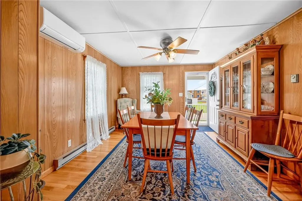 6 Arbeth Avenue Narragansett RI 02882