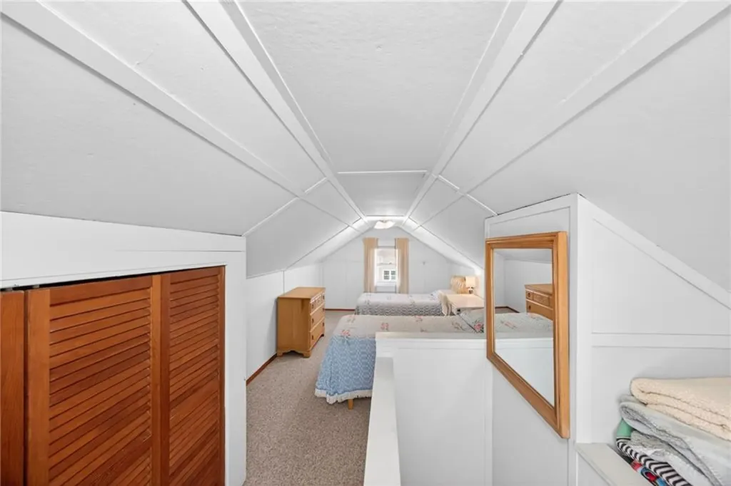 6 Arbeth Avenue Narragansett RI 02882