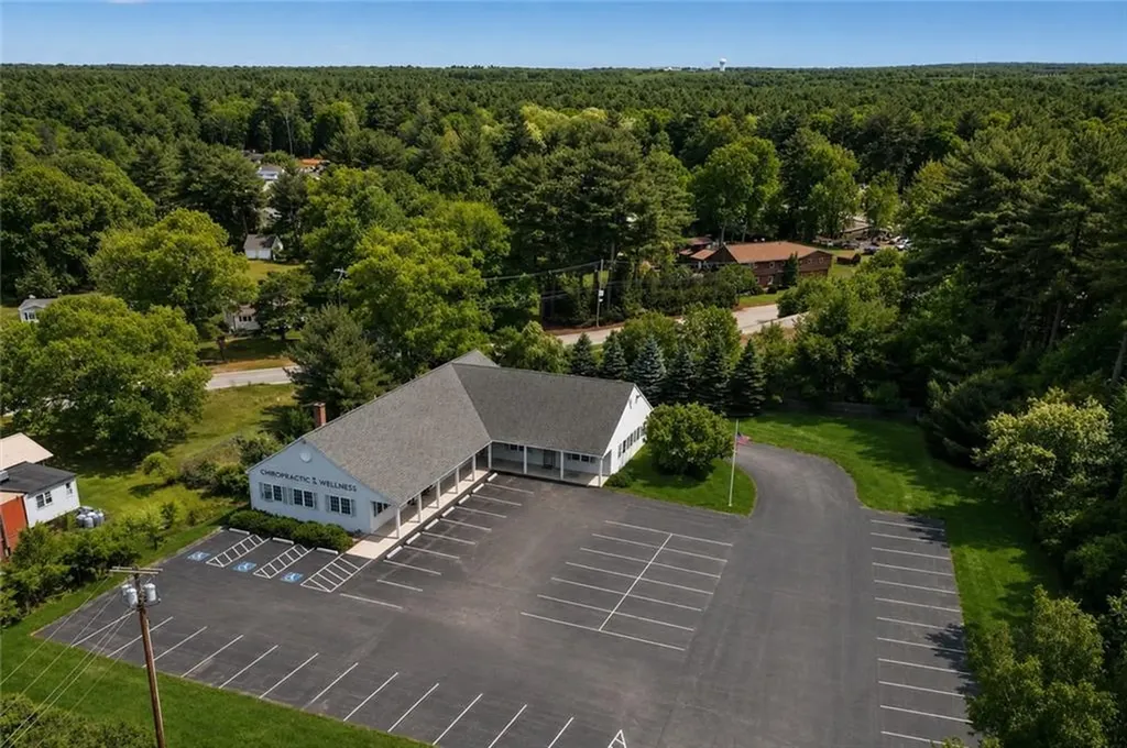 16 Nooseneck Hill Road West Greenwich RI 02817