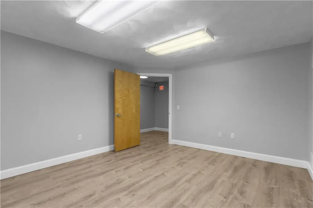 16 Nooseneck Hill Road West Greenwich RI 02817