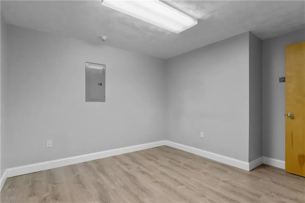 16 Nooseneck Hill Road West Greenwich RI 02817