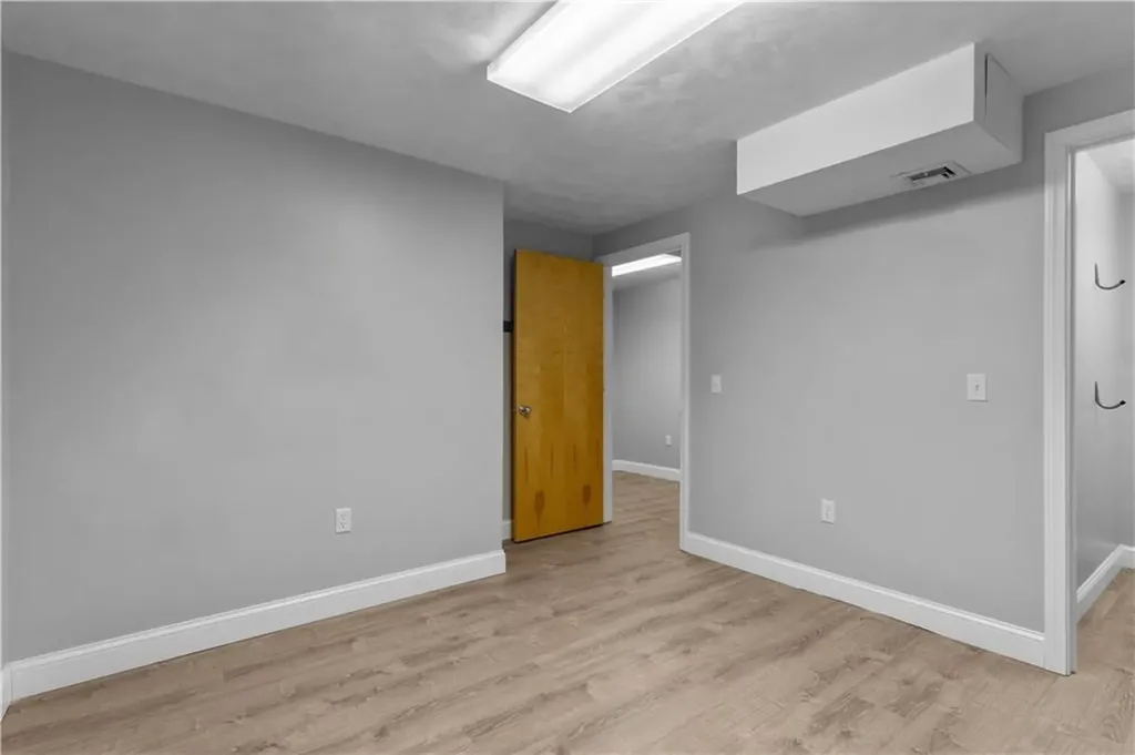 16 Nooseneck Hill Road West Greenwich RI 02817