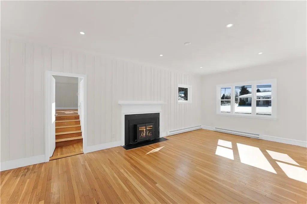 505 Scituate Avenue Cranston RI 02921