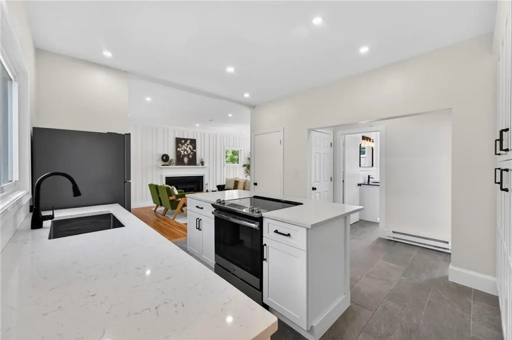 505 Scituate Avenue Cranston RI 02921