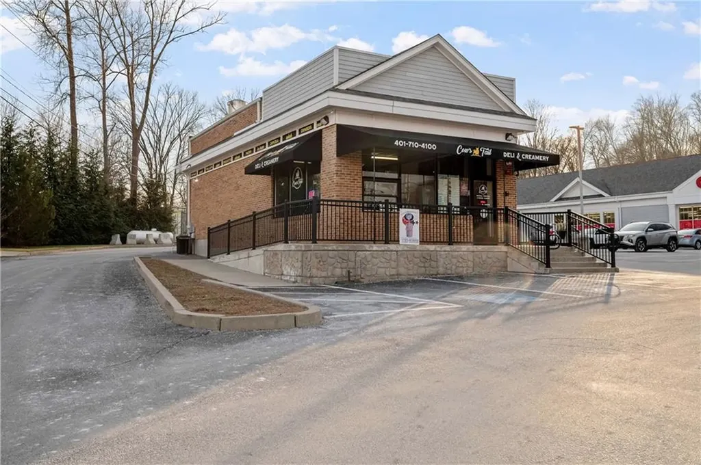 16 High Street Burrillville RI 02859