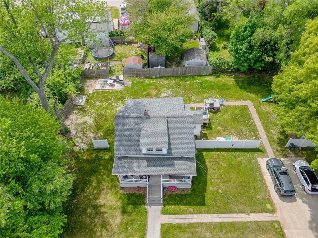 136 Collins Street Attleboro MA 02703