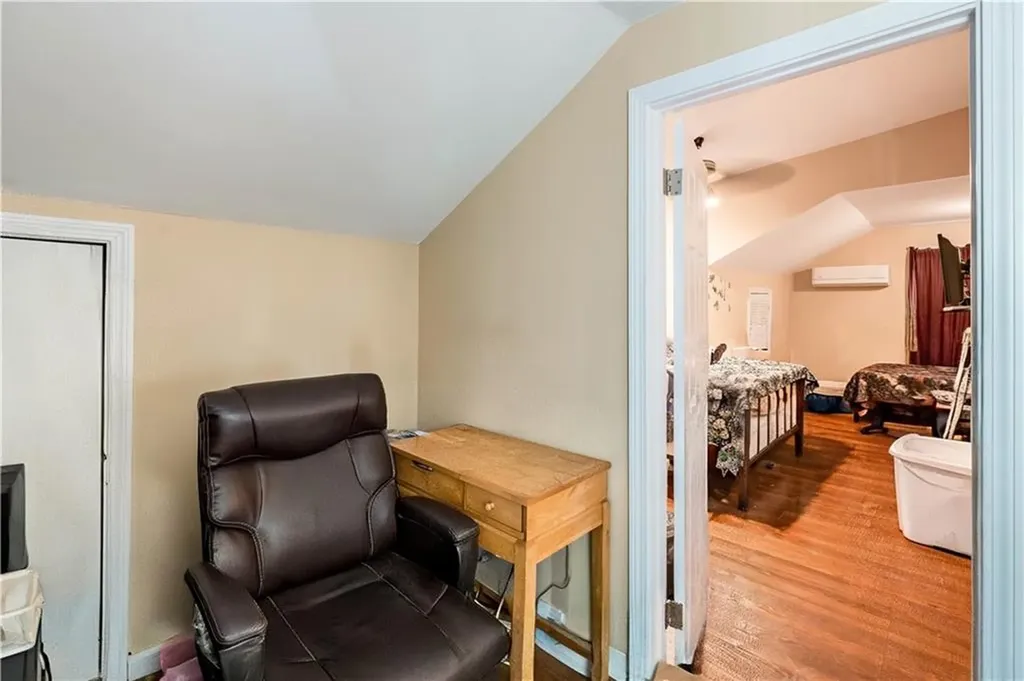136 Collins Street Attleboro MA 02703